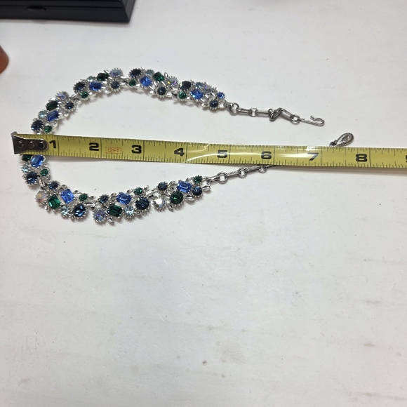 vtg Lisner blue green prong set rhinestone necklace mid century blingy signed - Picture 3 of 16